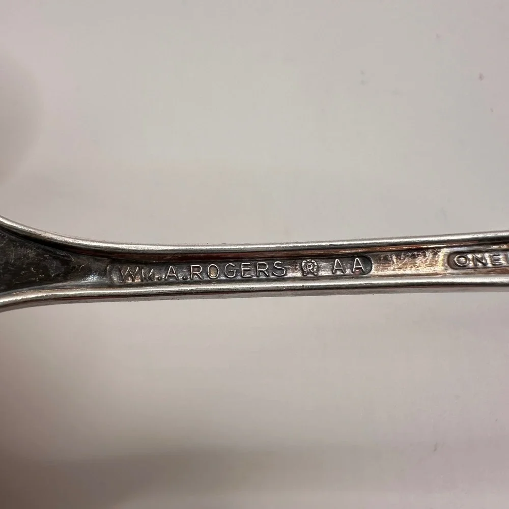 Wm‎ A Rogers Oneida Spoonful of Sugar Silver Plate Stamped Spoon Mary Poppins